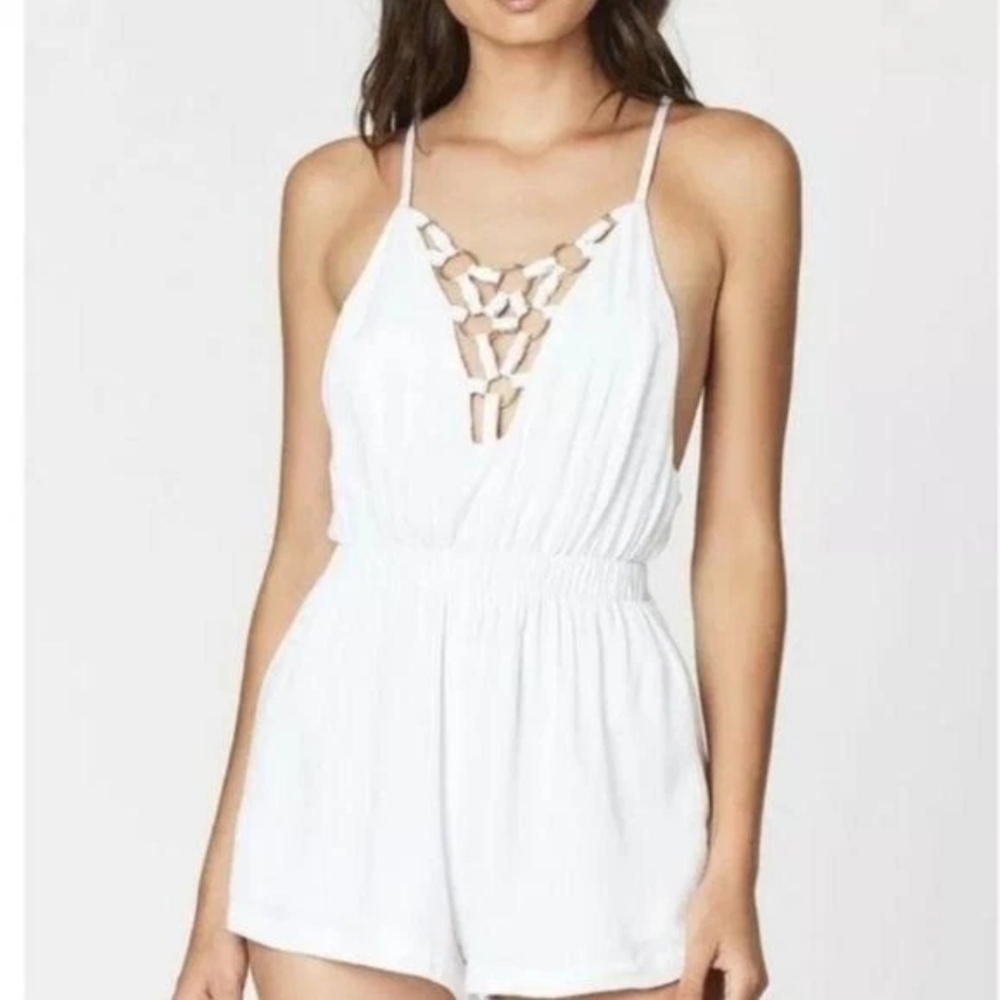 Millau White Circle Cage Detail Chain Link Neckline Romper Size Small NWT